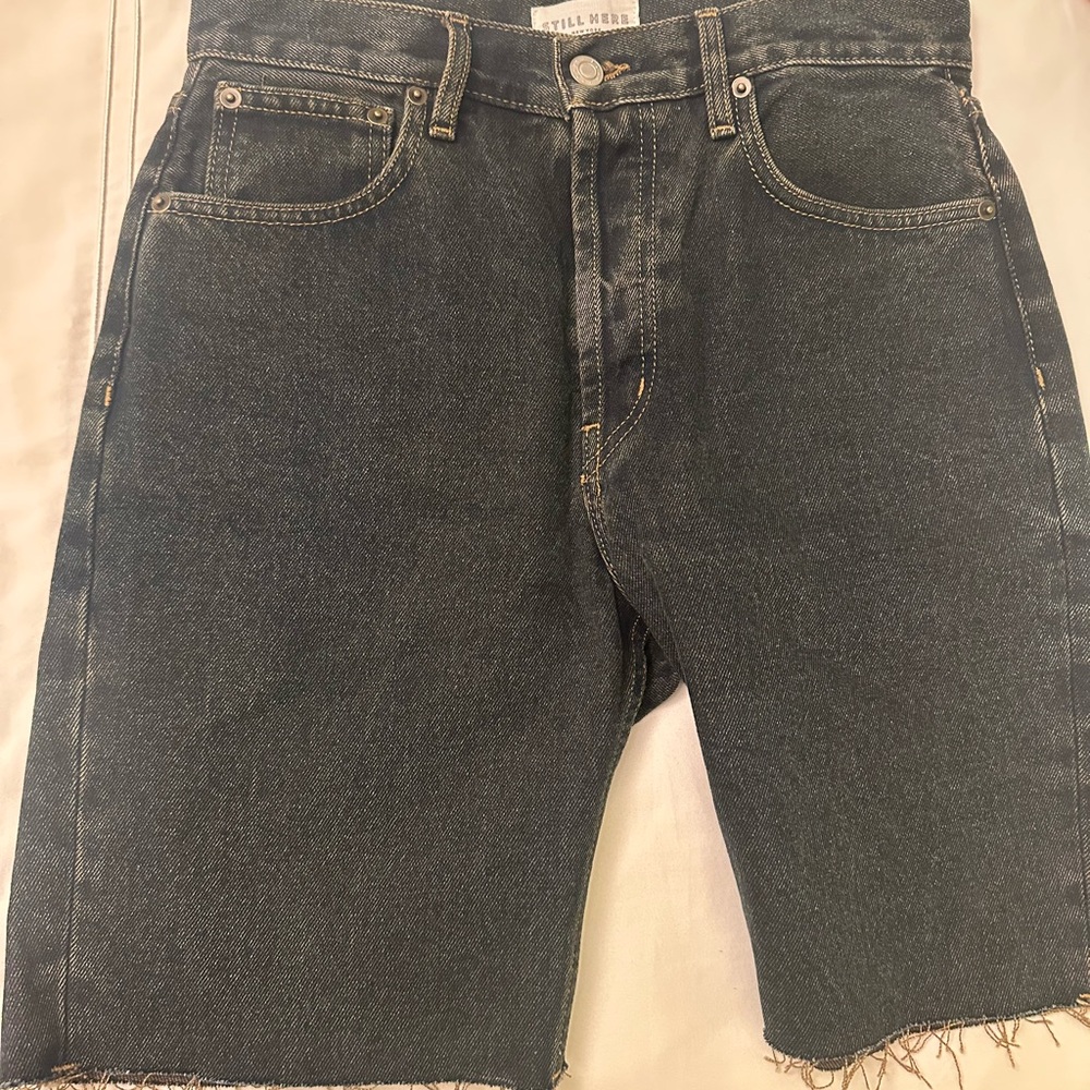 Black Jean Shorts with Raw Hem and Classic Style